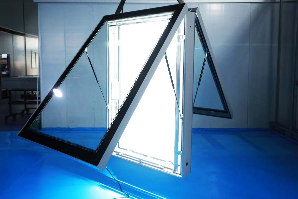 Zewnętrzna dwustronna aluminio – Outdoor Lighting Box recenzja i cena